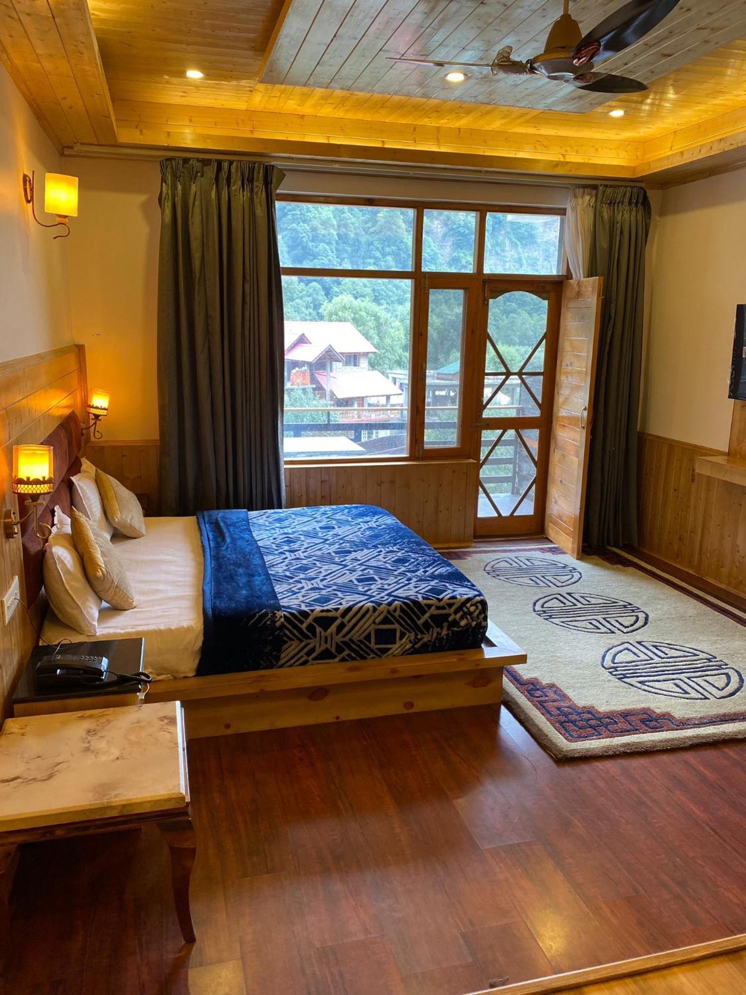 Hotel The Kalath House Manāli Esterno foto